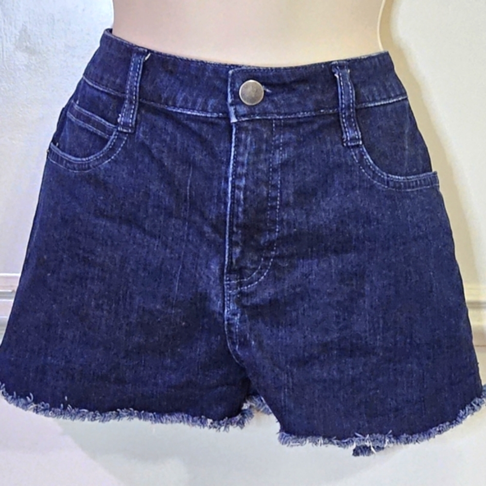 Denim Dark Wash Frayed Hem 5-Pocket Shorts, Size 7